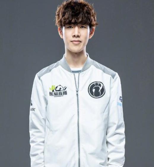 【lpl战报】LNG 2-0 EDG：Doinb飞机伤害爆炸 EDG葬送好局