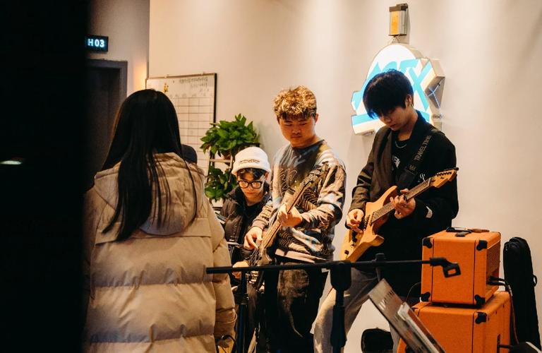 2022LPL夏季赛直播：WE居然掏出了第二套阵容