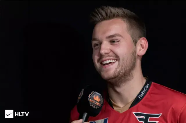 在历史上的这一天： Top Esports 赢得了2020年英雄联盟Mid-Season Cup冠军。